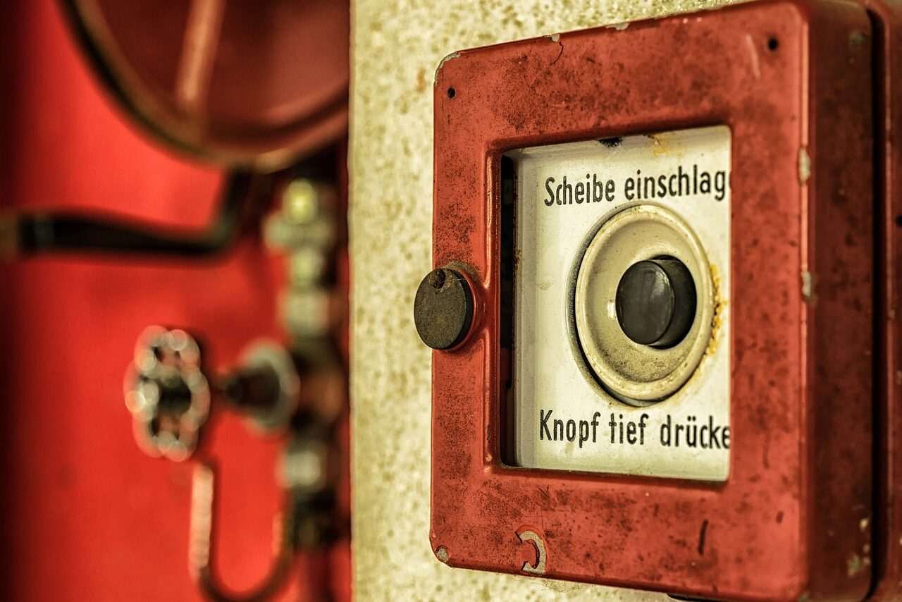 alarm, fire, red-1644173.jpg